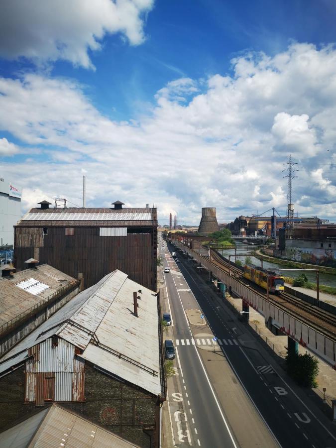 Ghostel 1St - Aventure Alternative - Guest House - Arts-Factory-Experience - For Artists, Makers And Open Minds - Attention, We Are Not A Hotel And Are Not Adapted For Everybody - Read Host Warnings Before Reservation - Www,Providence,Be Asbl Charleroi Exteriér fotografie