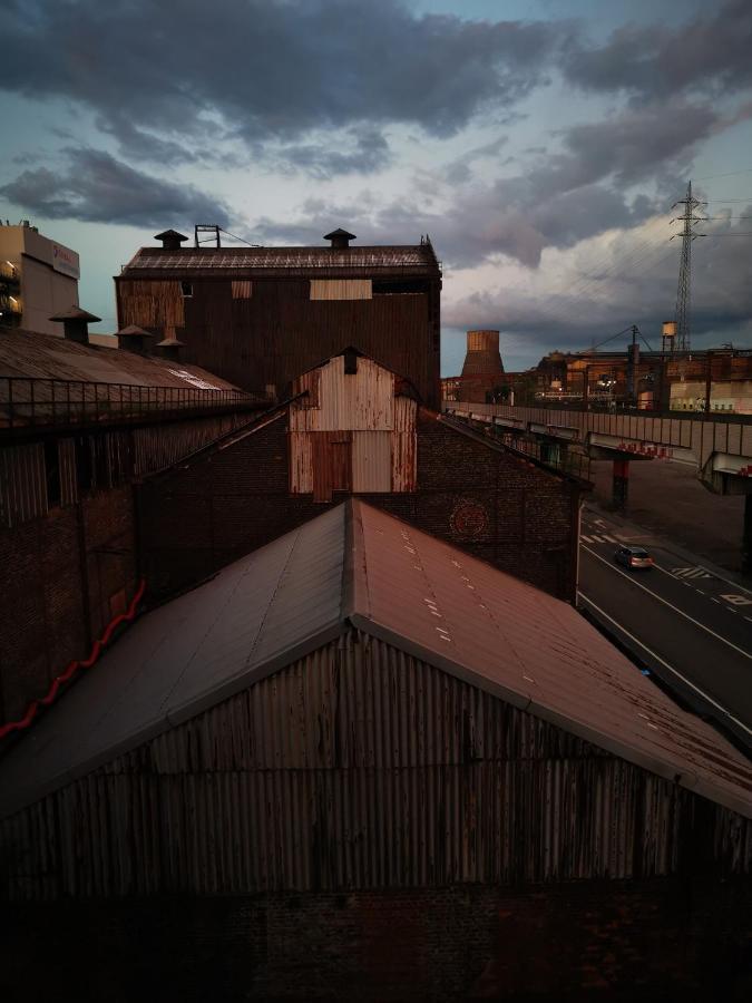 Ghostel 1St - Aventure Alternative - Guest House - Arts-Factory-Experience - For Artists, Makers And Open Minds - Attention, We Are Not A Hotel And Are Not Adapted For Everybody - Read Host Warnings Before Reservation - Www,Providence,Be Asbl Charleroi Exteriér fotografie